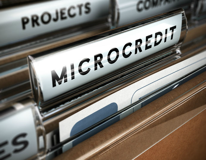 Mikrokredit: Kleine Beträge schnell finanziert. Über die Bank oder von privat. Foto: 123rf.com